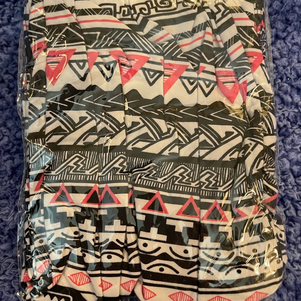 NWT in Bag buttery soft TC leggings - Picture 6 of 16